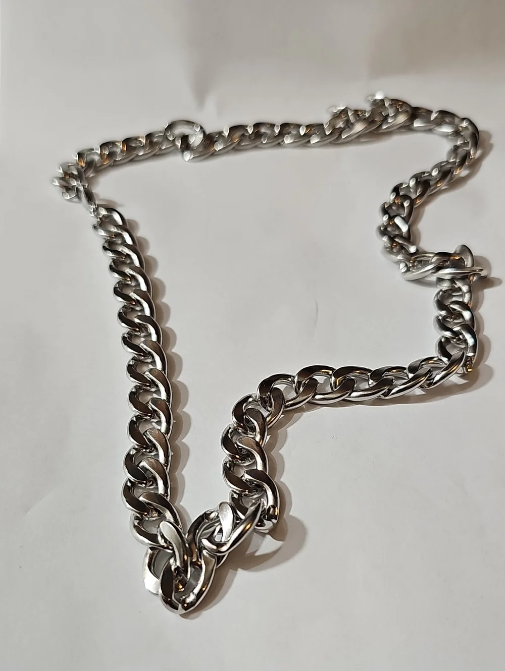 Polished Stainless Steel Chain 24